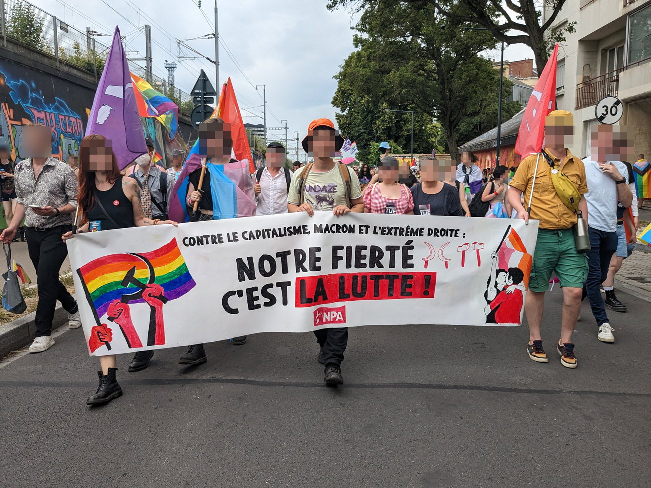 Pride À Rennes, toutEs déter pour « LGBTQI+ sans frontières, asile